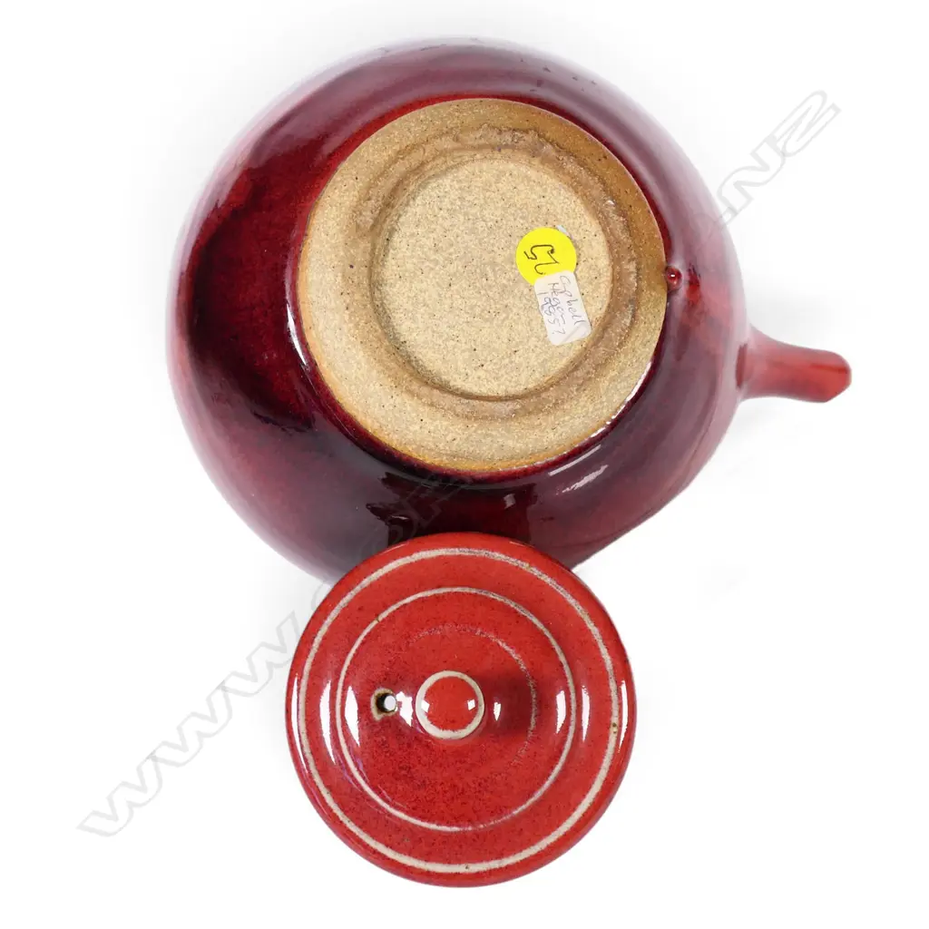 Campbell Hegan red glazed teapot, Image 1++