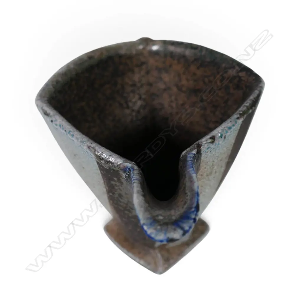 Jeff Oestreich (USA) four-sided jug, Image 1++