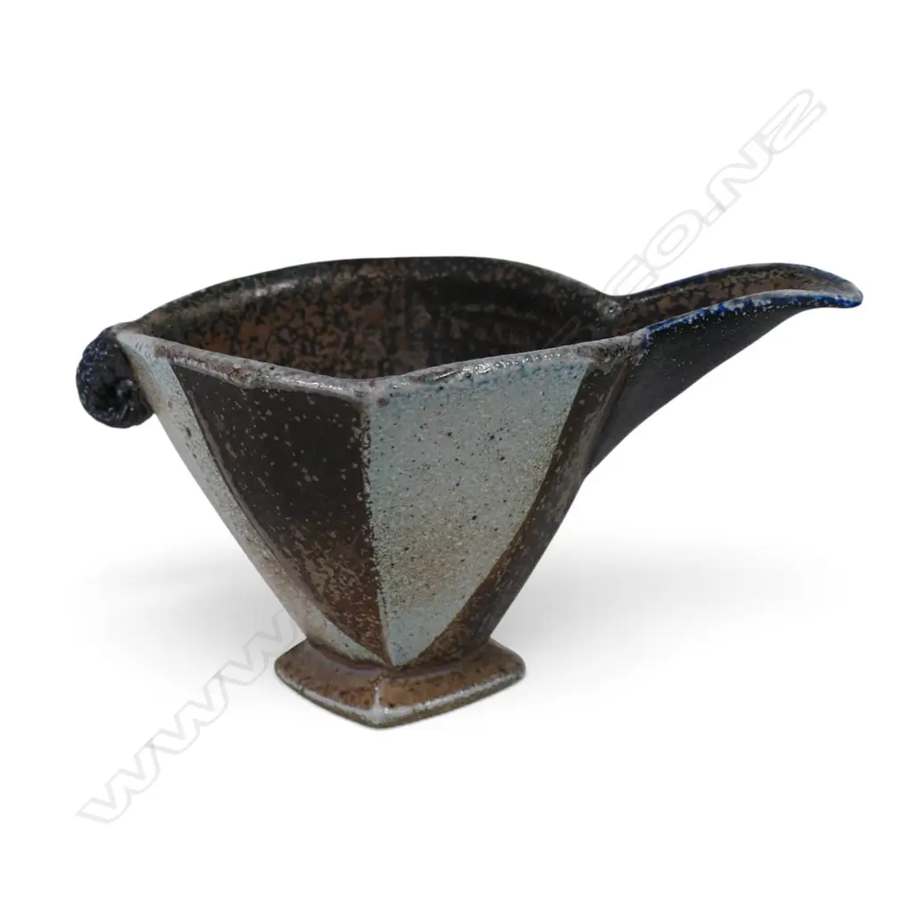 Jeff Oestreich (USA) four-sided jug, Image 1++