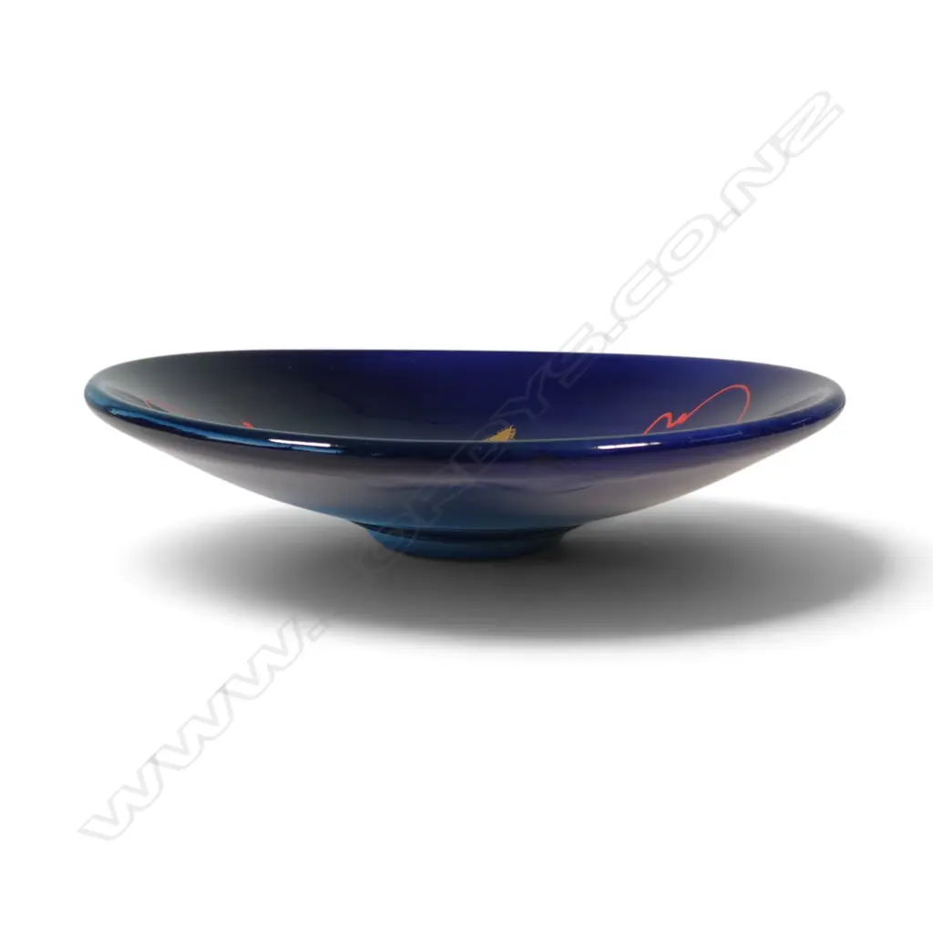 Peter Collis dish, Image 1++