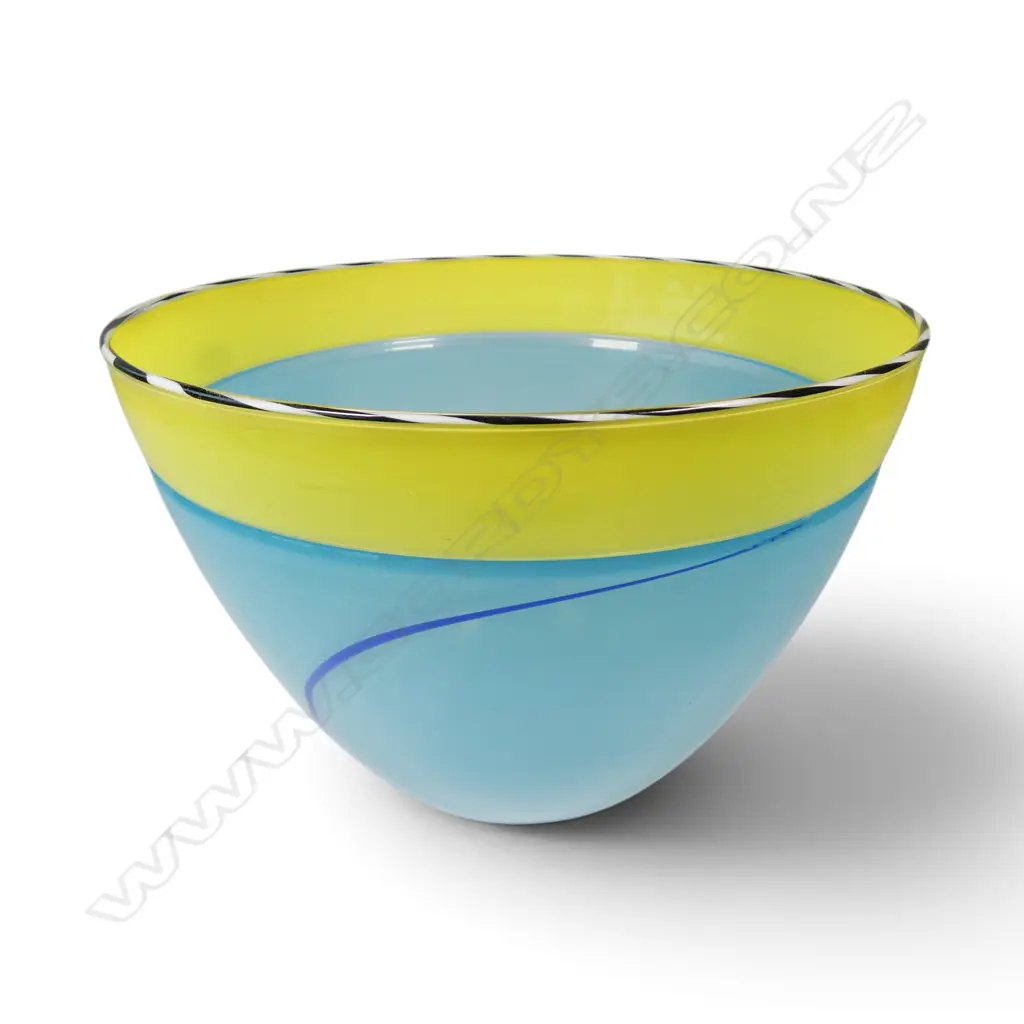 Hoglund Glass large hand blown bowl, Image 1++