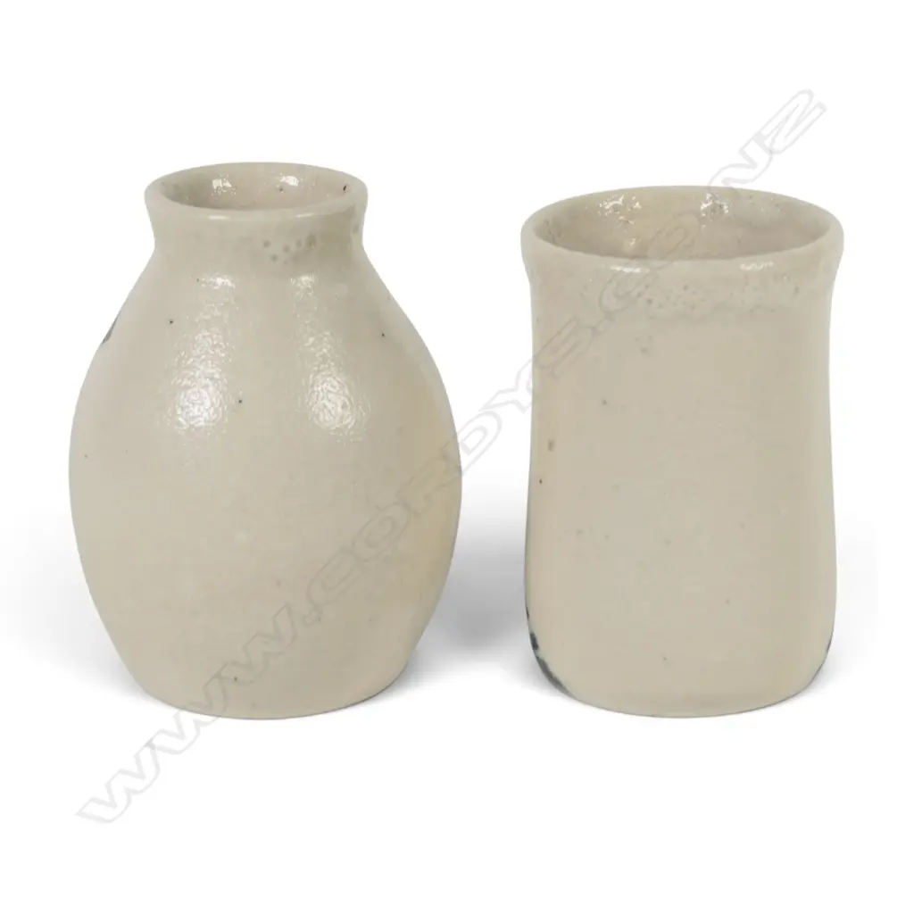 Beresford Pick small King and Queen vases, Image 1++