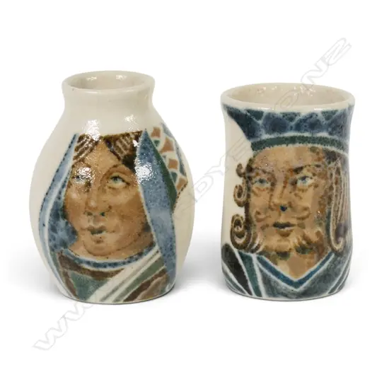 Beresford Pick small King and Queen vases,