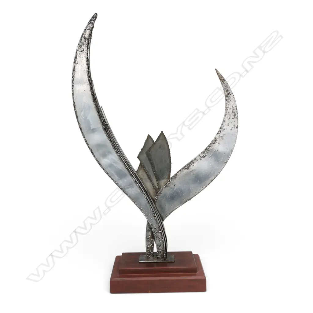 Eddie Poulston (1915-2010) plant form steel sculpture, Image 1++