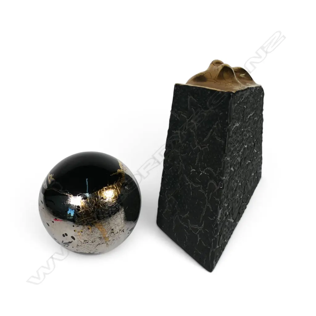 Two Carrol Swan ceramic pieces, Image 1++