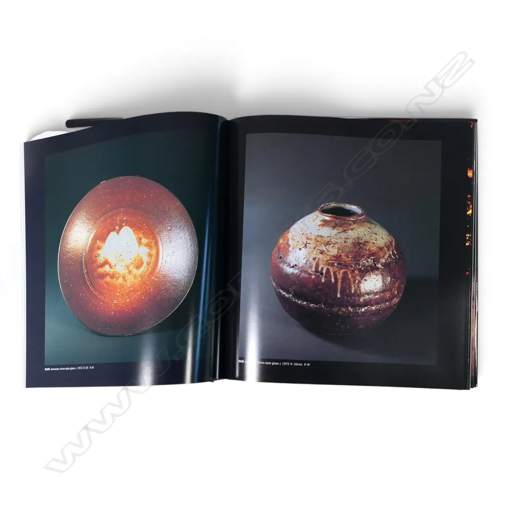 'Len Castle Potter' a substantial illustrated survey of the life and work of eminent New Zealand potter Len Castle, Image 1++