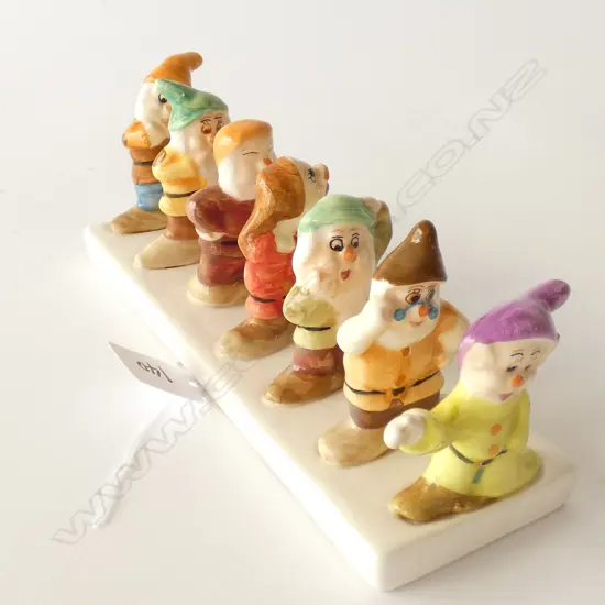 DISNEY - SEVEN DWARVES