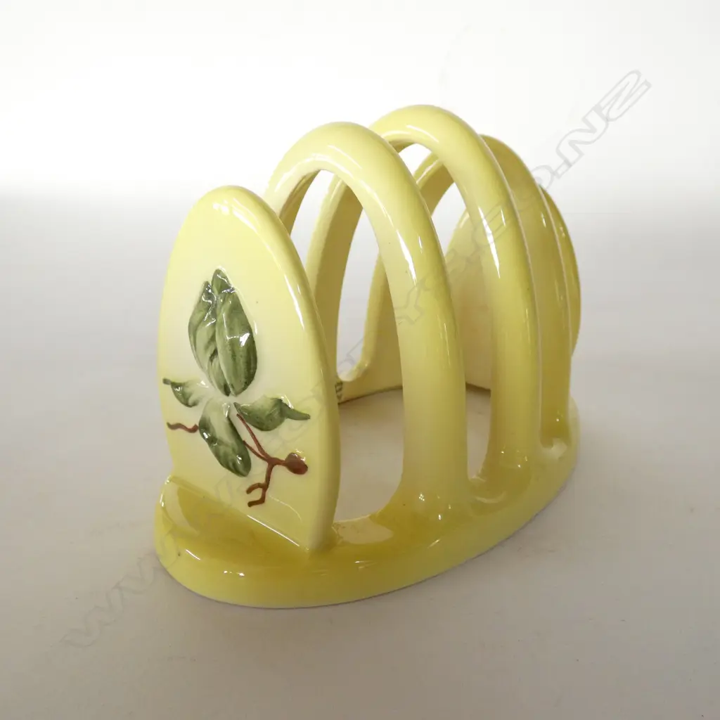 CARLTON WARE - GREEN  'MAGNOLIA' Image 1++