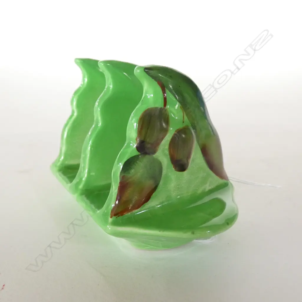 CARLTON WARE - 'NUT GUM' Image 1++