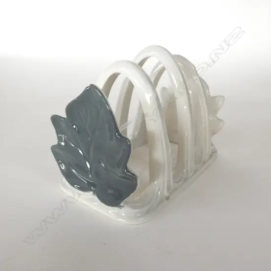 CARLTON WARE - GREY GLAZE LEAF