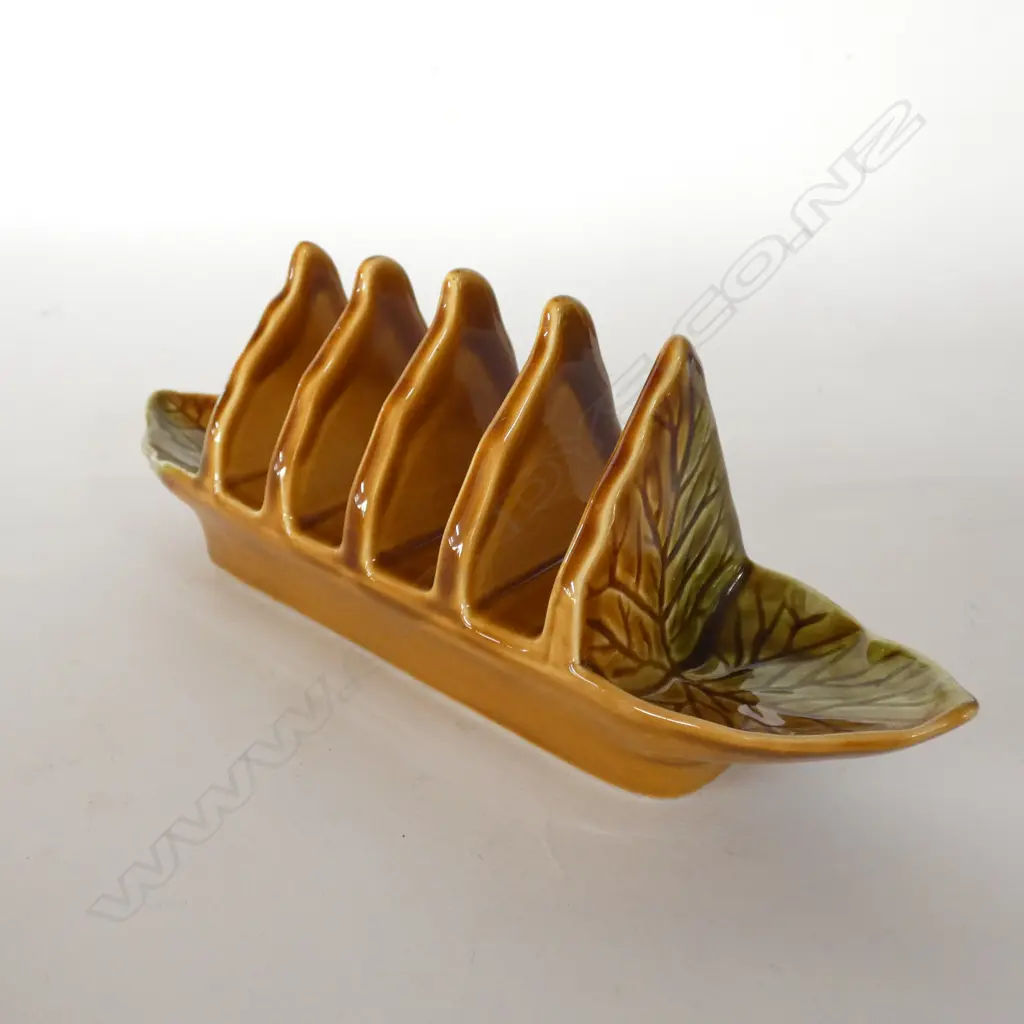 ROYAL WINTON - CARAMEL & LIGHT GREEN LEAVES Image 1++