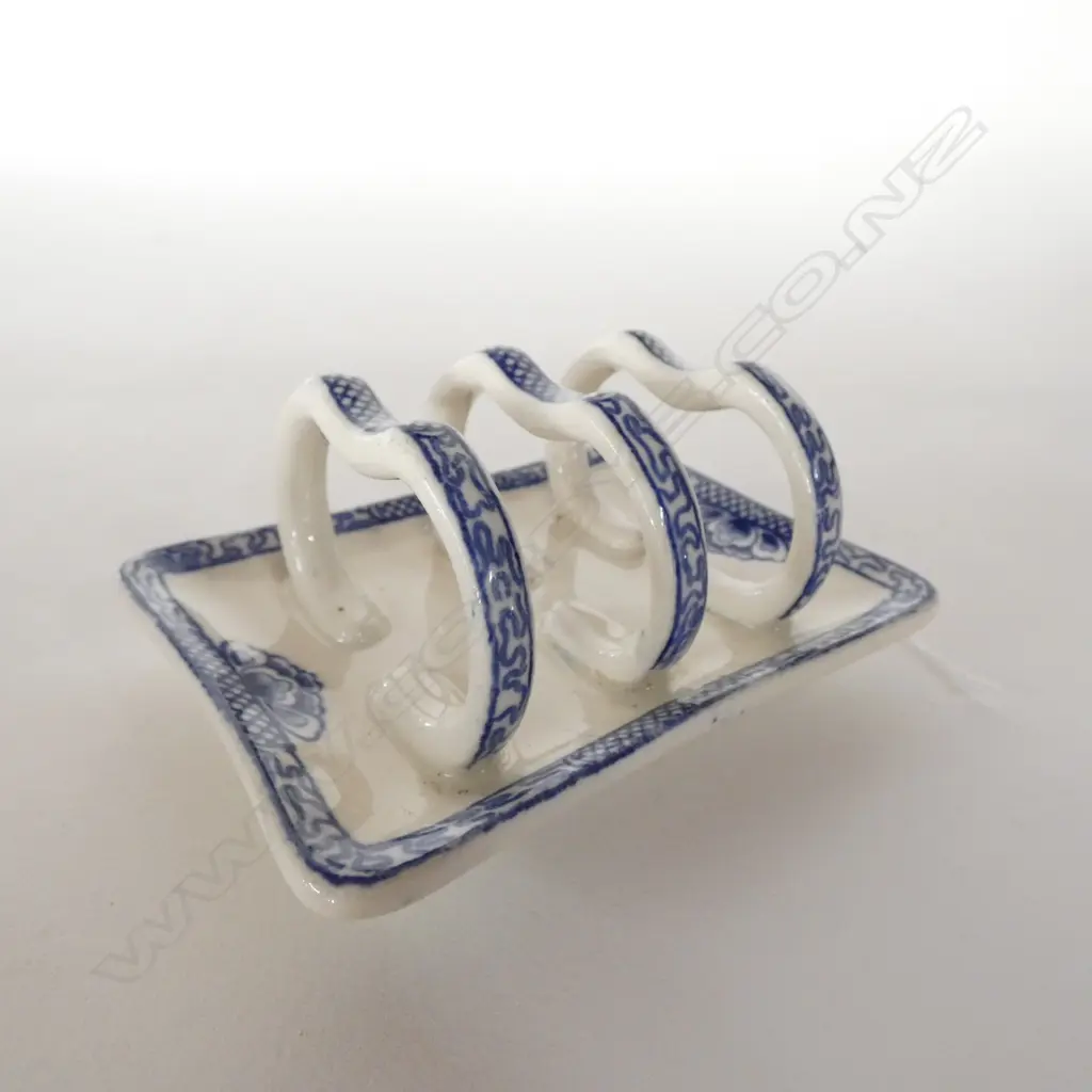 ADAMS - 'LANDSCAPE' Image 1++