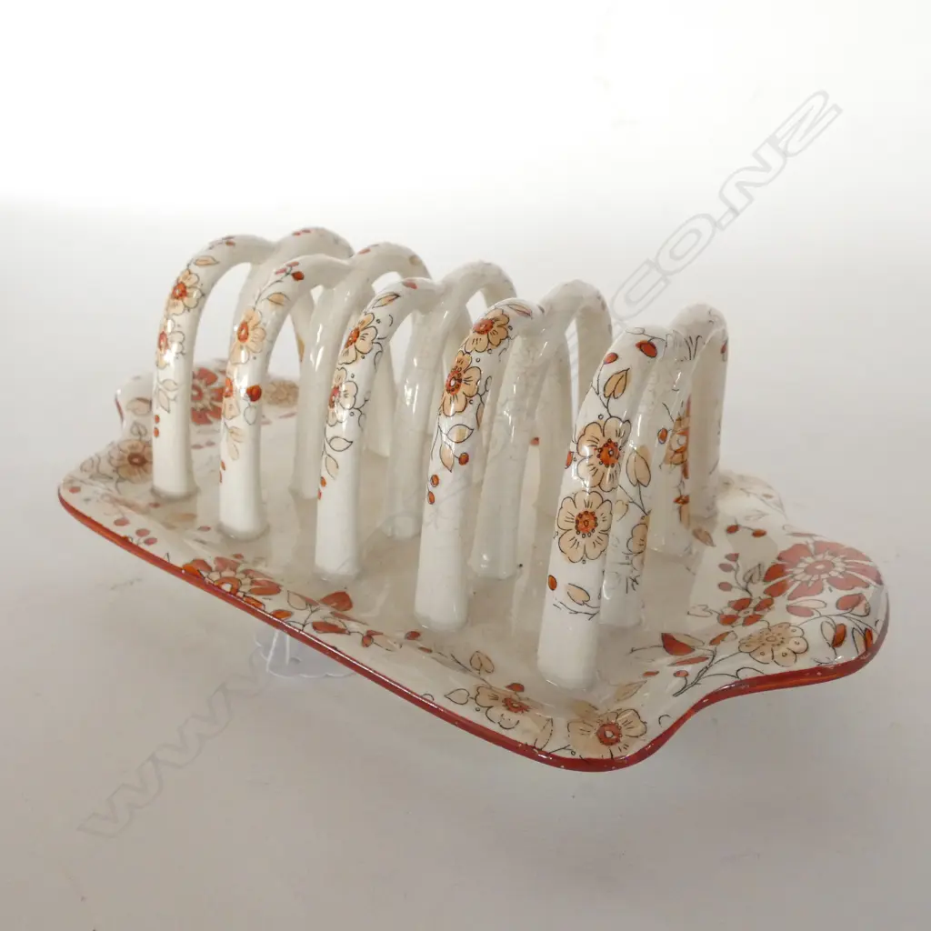 RIDGEWAYS - DOUBLE LOOP VICTORIAN STYLE Image 1++