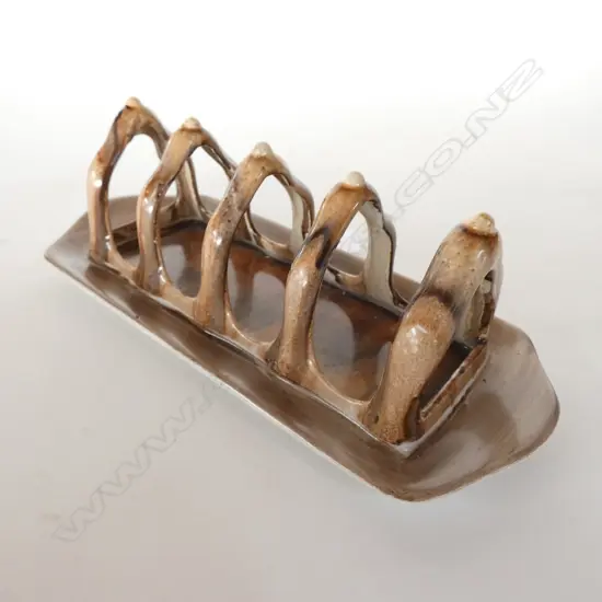 SHELLEY - ART DECO BROWN & OCRE GROUND