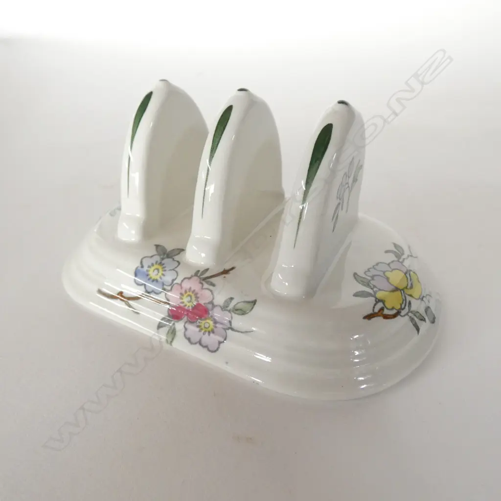 BOOTHS - CHINESE TREE Image 1++