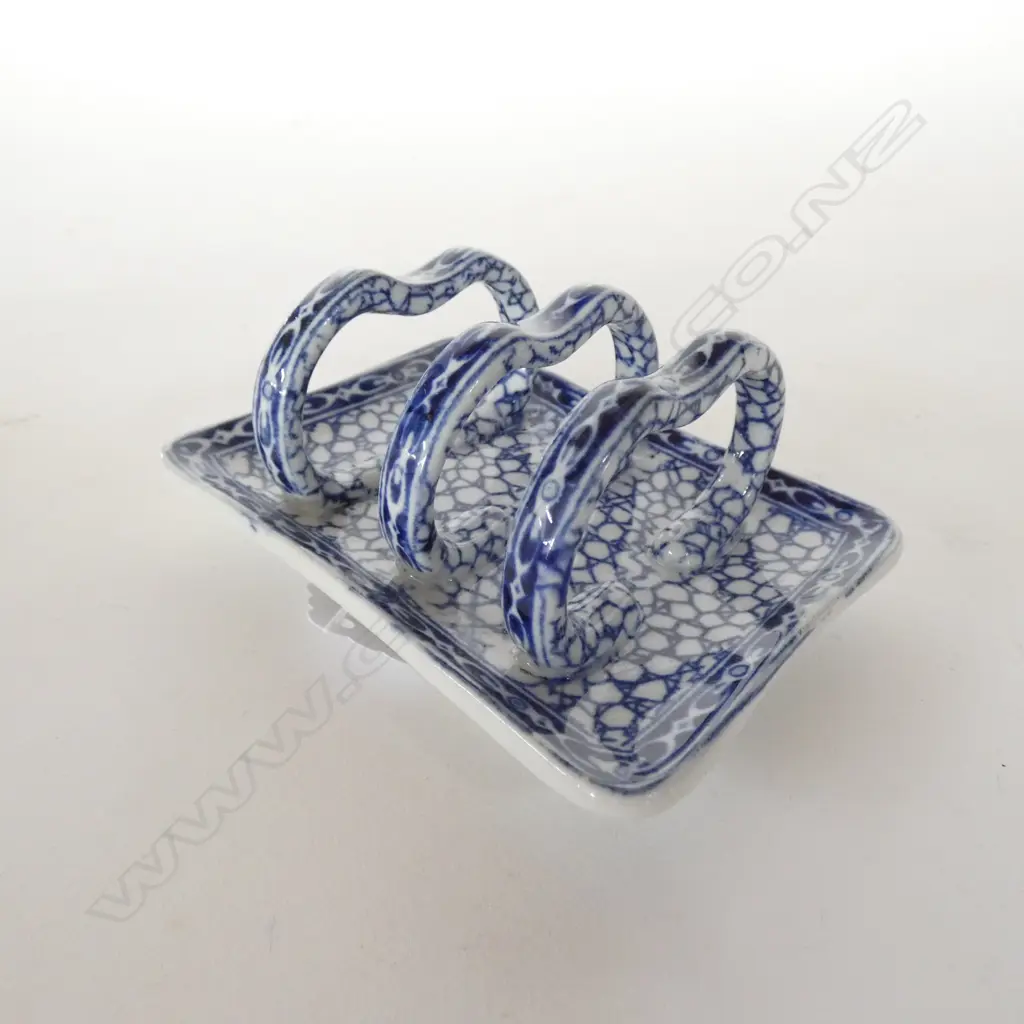 ADAMS - BLUE AND WHITE (SMALL) Image 1++