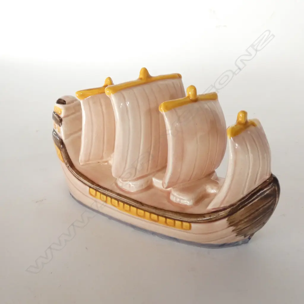 MELBA - PINK GALLEON Image 1++