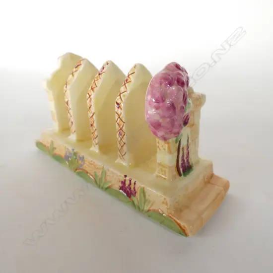 BRITISH - SUN DIAL  (AS PURCHASED BY H.M. QUEEN MARY)