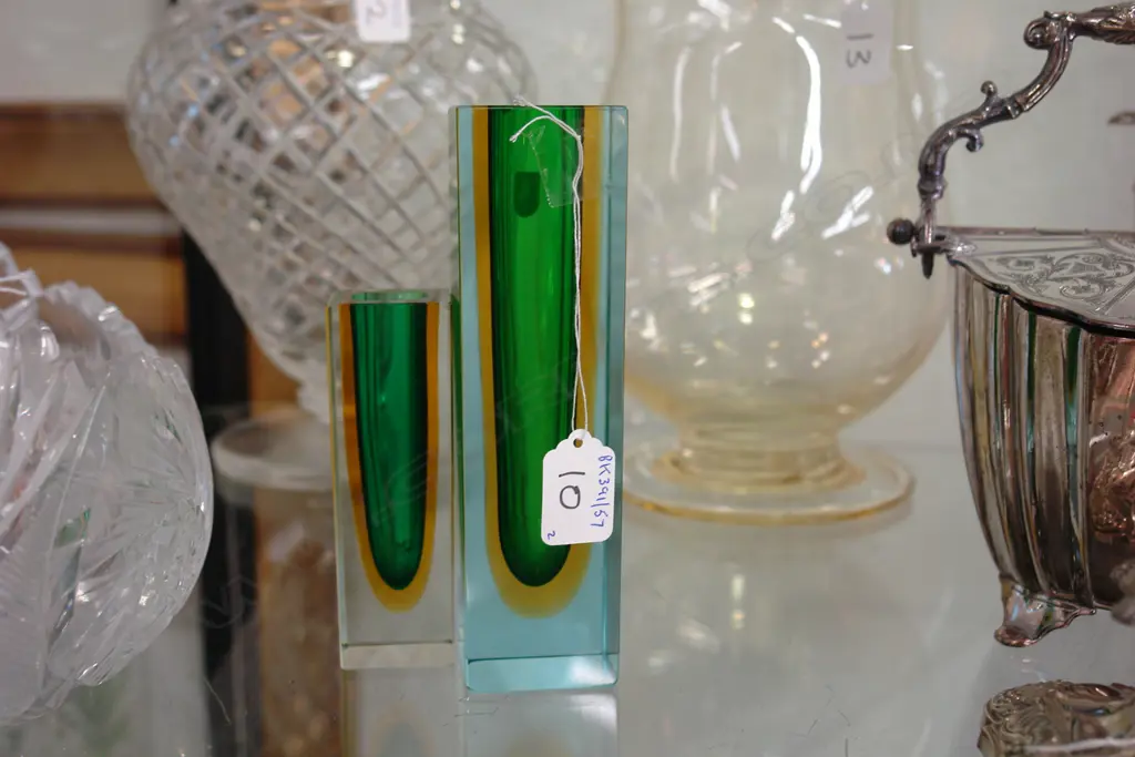 2 MURANO GLASS VASES  Image 1++