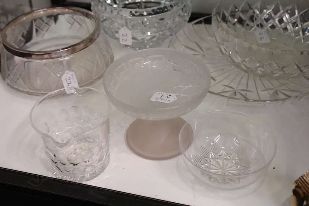 3 ANTIQUE CRYSTAL PCS Image 1++