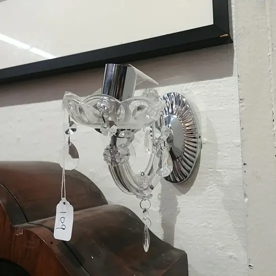 PR WALL LIGHTS