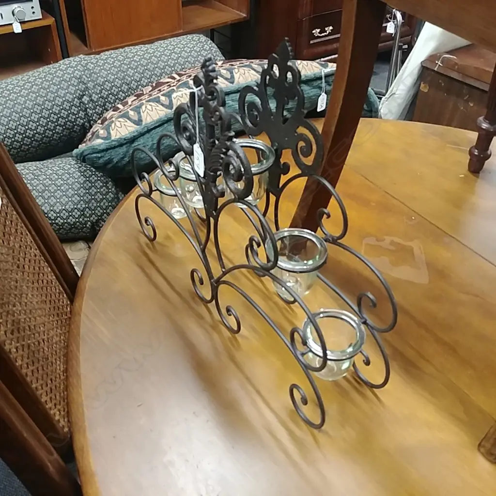 METAL AND GLASS CANDLE HOLDER (HOLDS 5) Image 1++