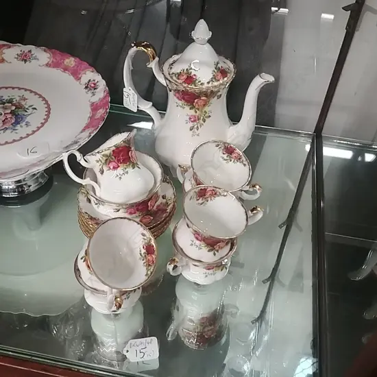 R /ALBERT OCR 15 PC COFFEE SET +POT