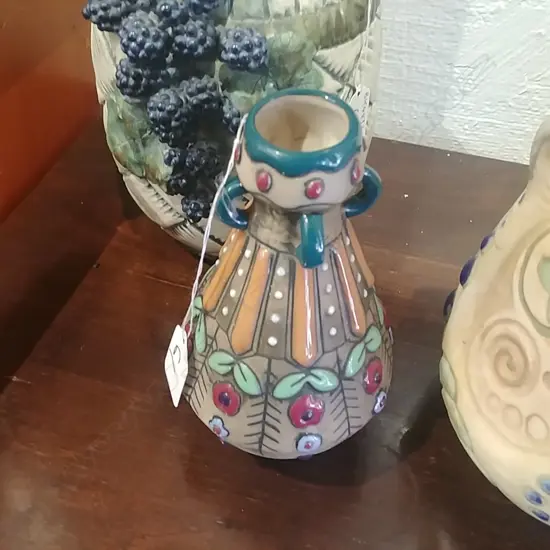 AMPHORA VASE