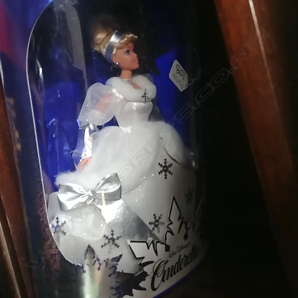 MATTEL BARBIE WALT DISNEY CINDERELLA Image 1++