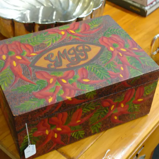 FOLK ART SEWING  BOX