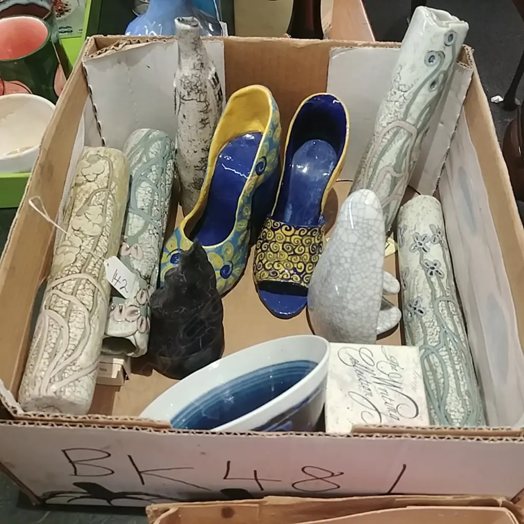 LOT ASST CERAMIC VASES,SHOES ETC Image 1++
