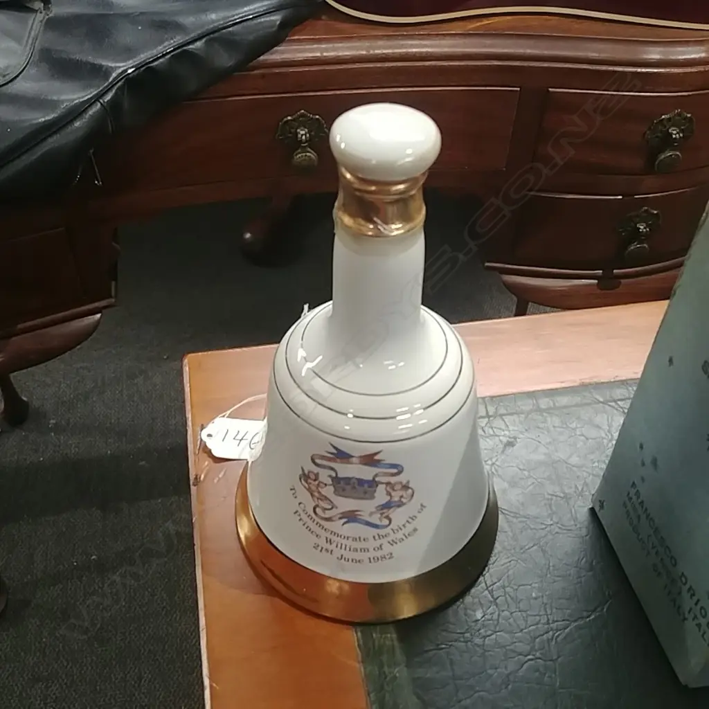 BELLS SCOTCH WHISKEY BOTTLE  Image 1++