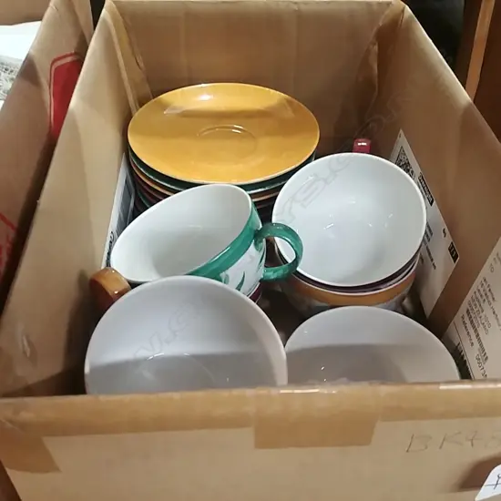 7 SELTMANN WEIDEN CUPS/SAUCERS +1 SAUCER