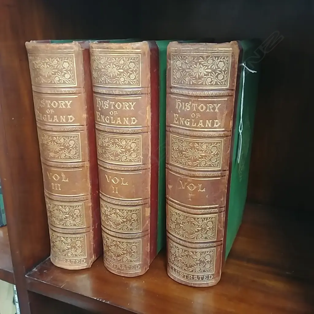 3 VOLS HISTORY OF ENGLAND Image 1++