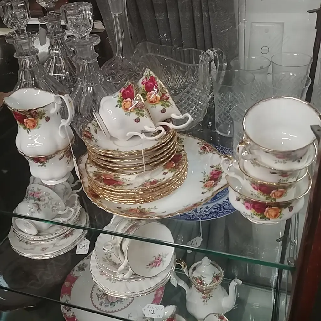 R/ALBERT OCR 21 PC TEA SET Image 1++