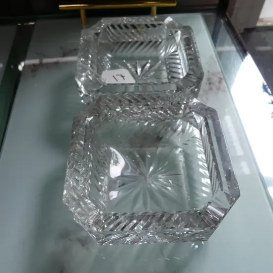 2 GLASS ASHTRAYS + PR GLASS TRAY