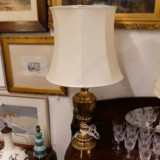 2 BRASS SIDE LAMPS