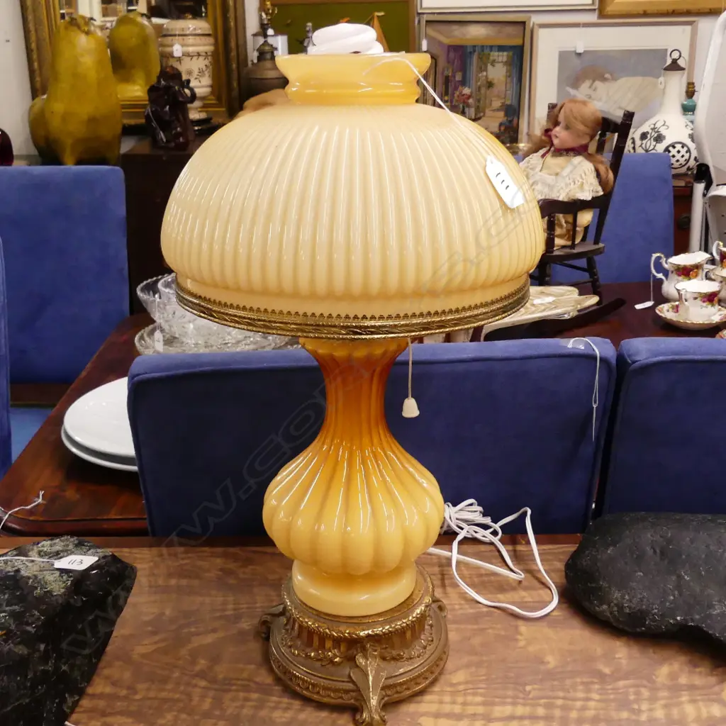 GLASS+ BRASS SIDE LAMP Image 1++