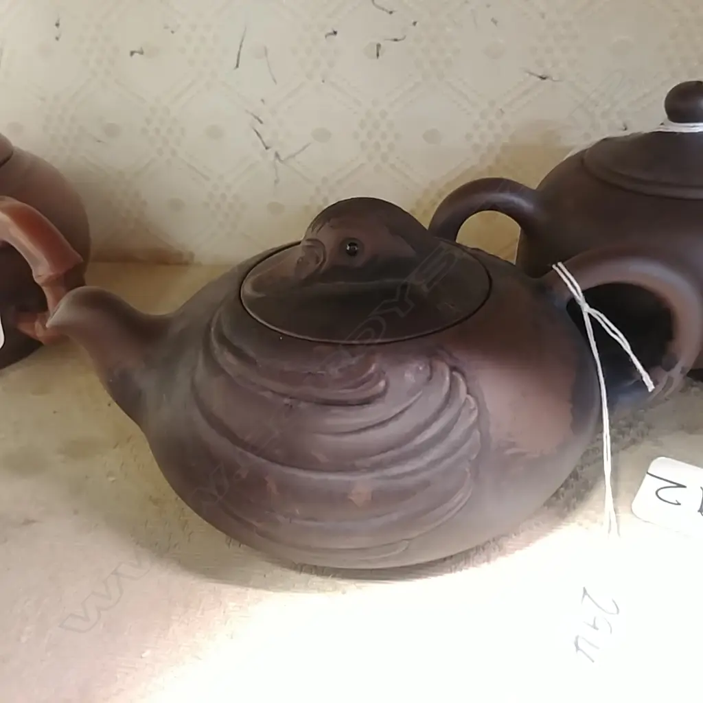YIXING CHINESE TEAPOT DUCK Image 1++