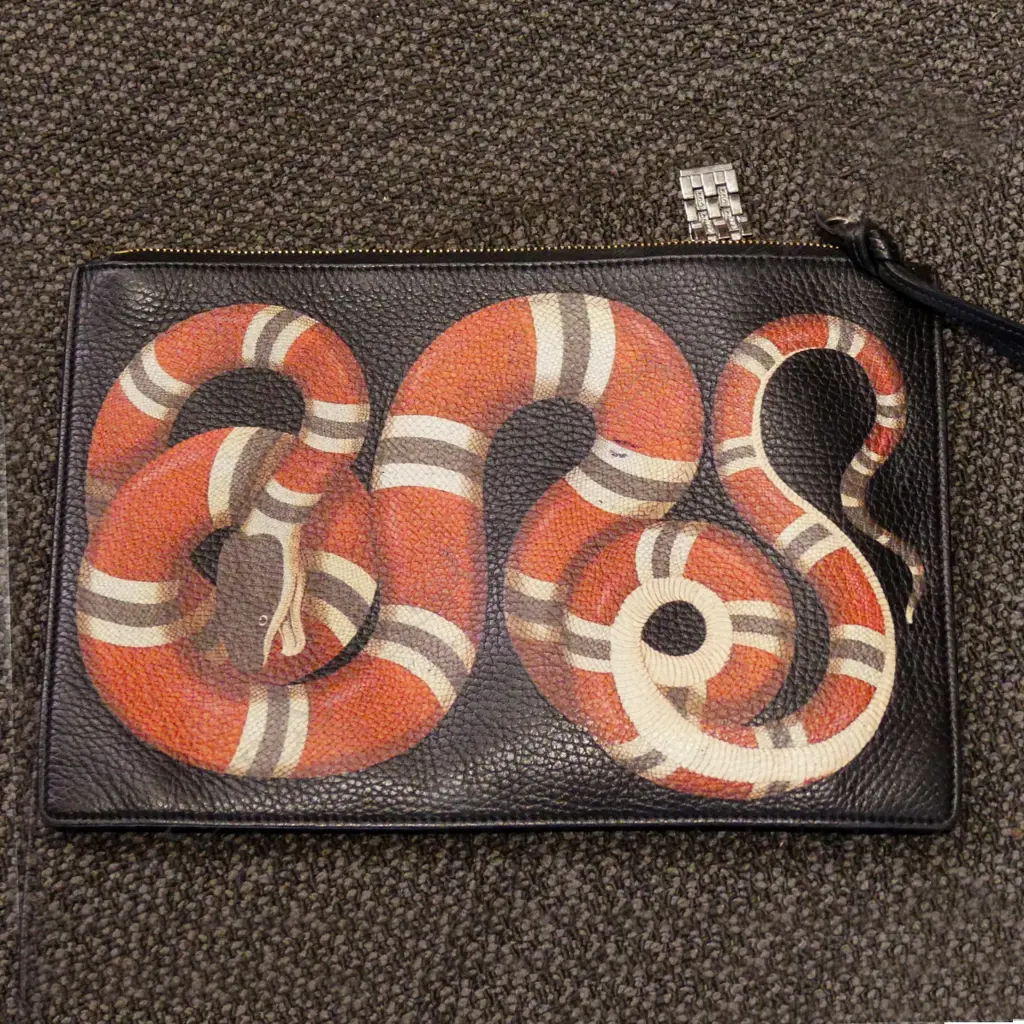 GUCCI LABELED 'KING SNAKE' CLUTCH BAG + WATCH Image 1++