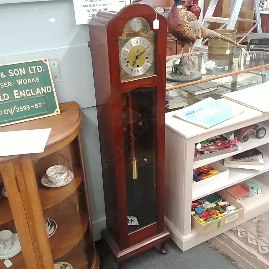 GRANDMOTHER CLOCK Image 1++