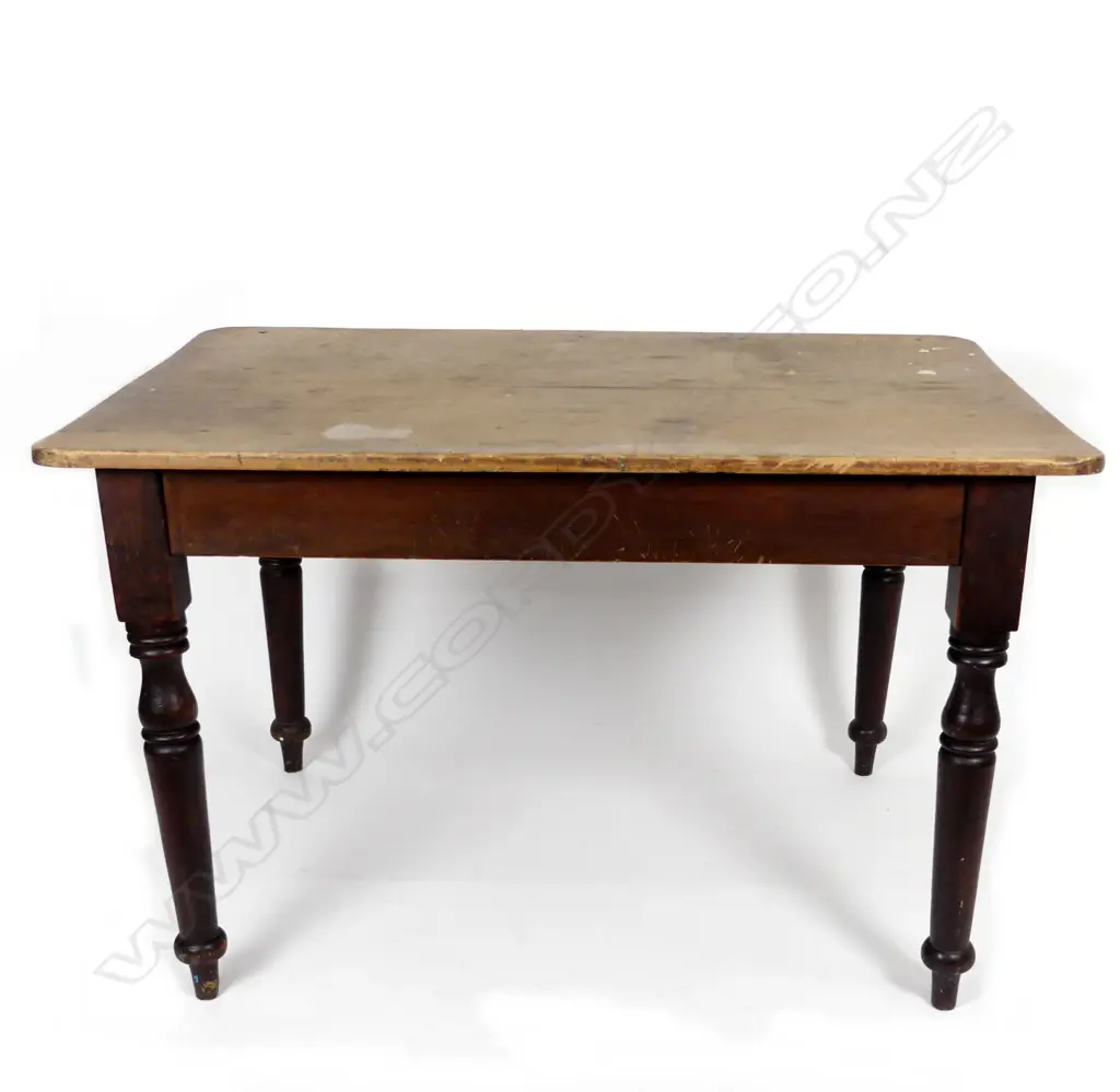 A colonial N.Z. kauri kitchen table Image 1++
