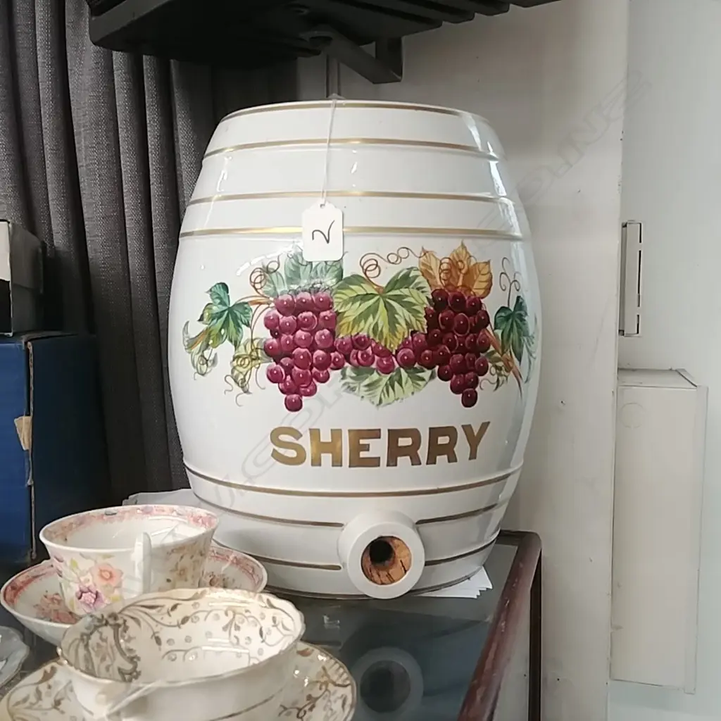 VICTORIAN SHERRY   PUB DISPENSER Image 1++