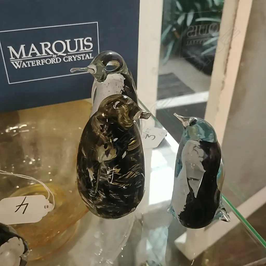 3 HOGLUND GLASS PENGUINS Image 1++
