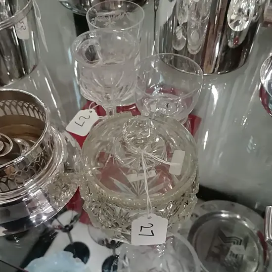 4 PCS ANTIQUE GLASS
