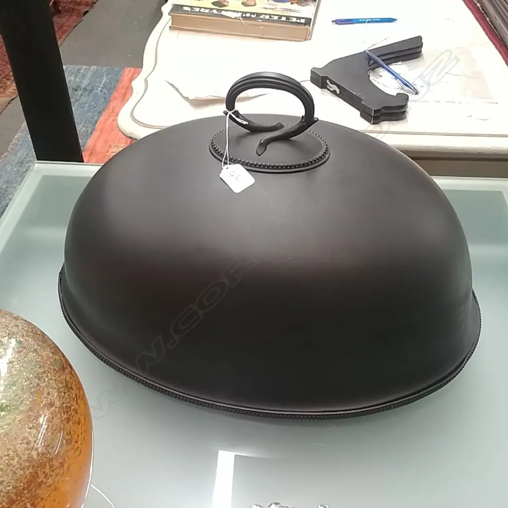 BLACK PAINTED MEAT COVER  Image 1++