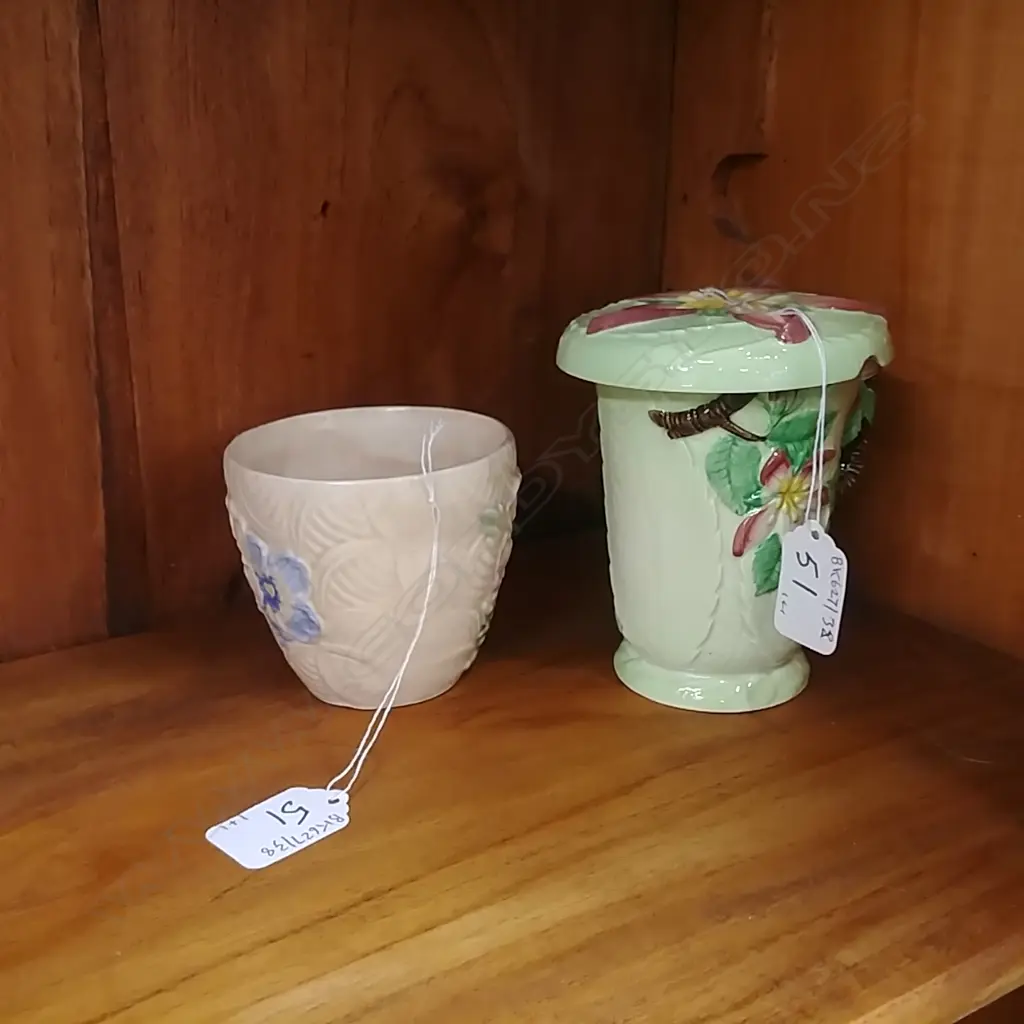 CARLTONWARE LIDDED MUG & VASE Image 1++