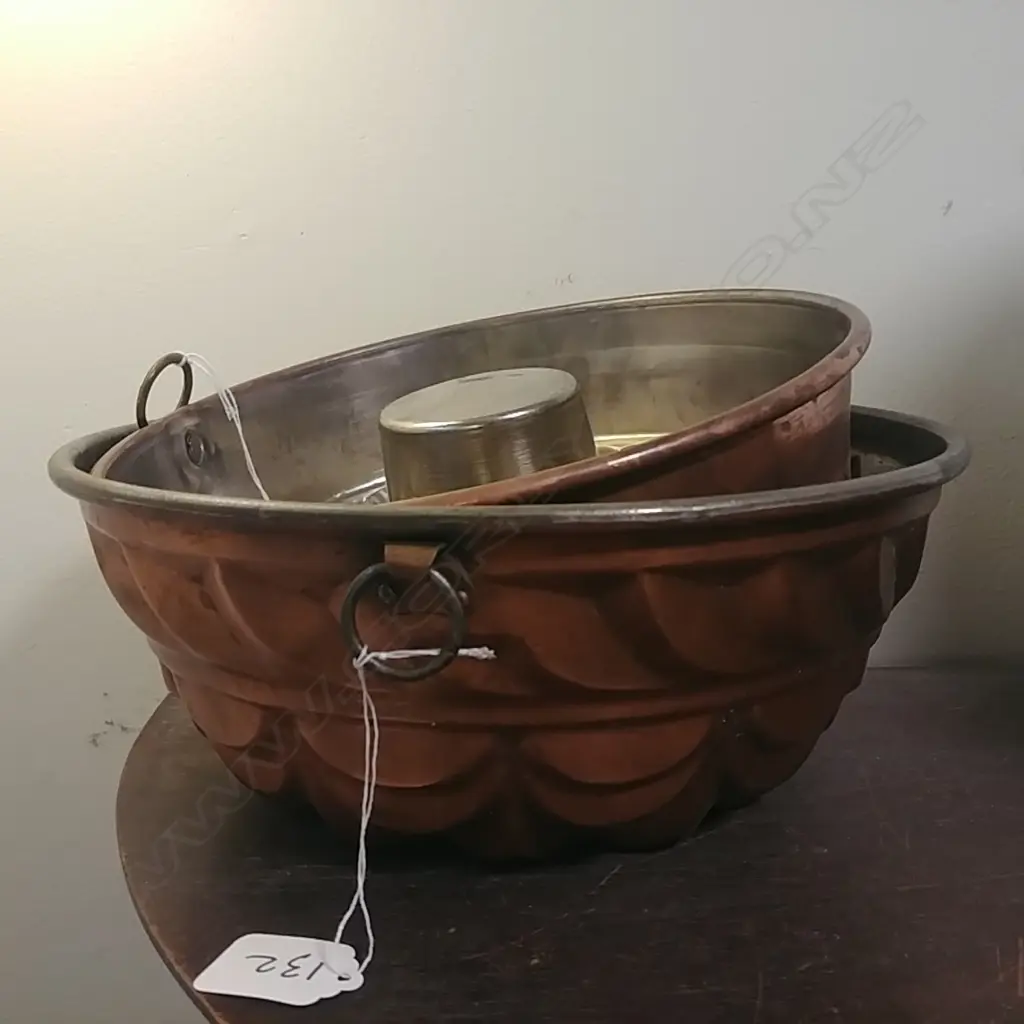 2 COPPER BAKING TRAYS Image 1++