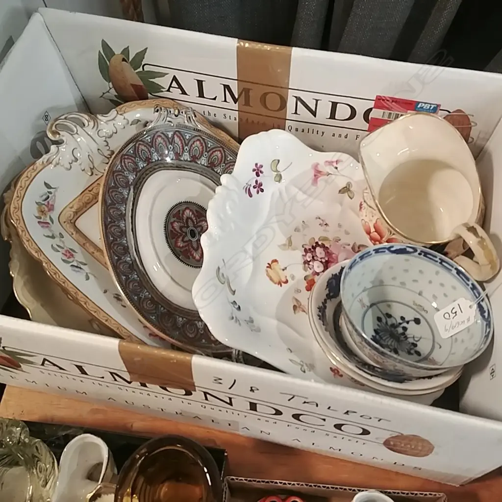 ASST VICT CAKE PLATES/JUGS ETC Image 1++