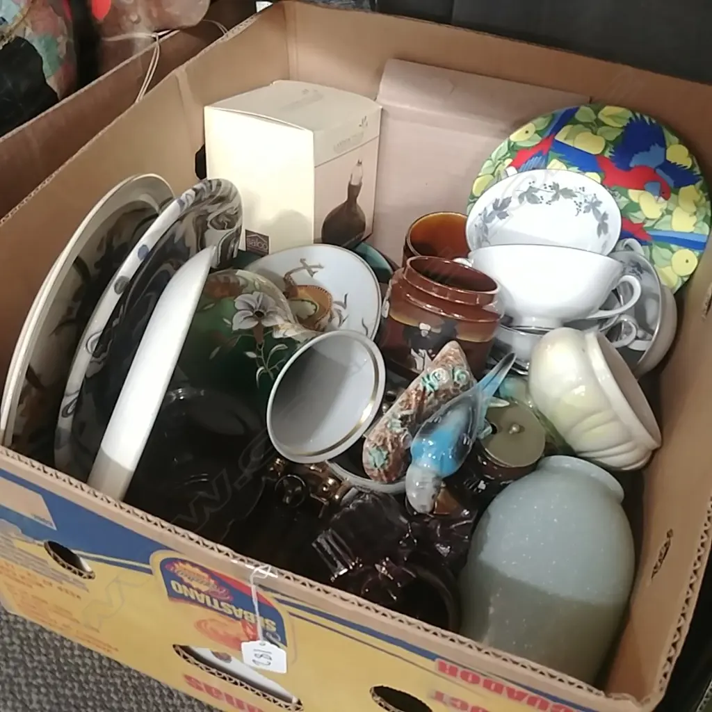 LOT ASST,DOULTON,BRETBY,GLASSWARE ETC Image 1++